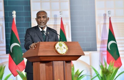 މޮރިޝަސް އަށް ޗާގޯސްގެ ރަށްތައް ދޭން އެއްބަސްވުމުން ރައީސްގެ ސިޓީފުޅެއް ޔޫކޭއަށް