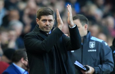 ދެވަނަ މެޗުން ވެސް މޮޅުވެ، ޖެރާޑް އެސްޓަން ވިލާގެ ތާރީހުގެ ތެރެއަށް