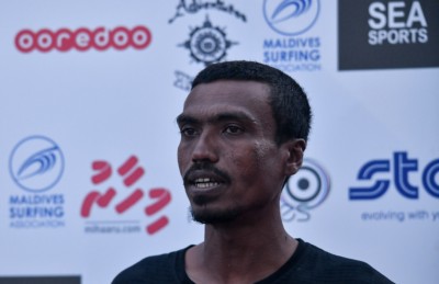 މުއާ ޗެމްޕިއަނަކަށް: "މުދައްރިސް"ގެ މައްޗަށް ދަރިވަރު ހޯދި ކުރިއެރުން