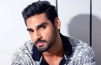 ރޯހިތުގެ ފިލްމެެއްގެ އުންމީދުގައި ސުނިލްގެ ދަރިފުޅު އަހާން