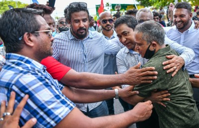 މަނީ ލޯންޑަރިންގެ ކުށް ސާފު، ޔާމީނަށް އިންތިހާބު ސާފެއް ނޫން