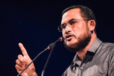 އެހެން ދީނުގެ ޝިއާރުތައް އާންމުކުރުން ބަލައިނުގަނެވޭނެ: އިލްޔާސް