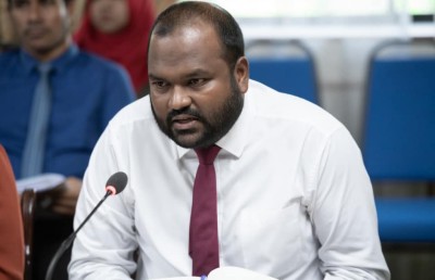 ބަންދުގައި ބަހައްޓައިގެން އަލީ ވަހީދު ހާޒިރުކުރަން އަމުރެއް ނެރެފި