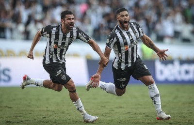 ހަލްކާއި ކޮސްޓާއާ އެކު އެތުލެޓިކޯ މިނެއިރޯ ބްރެޒިލްގެ ޗެމްޕިއަންކަން ހޯދައިފި