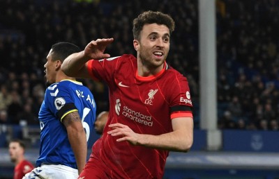 ޕްރިމިއާ ލީގު: ޗެލްސީ، ލިވަޕޫލް އަދި ސިޓީގެ ވާދަވެރިކަށް ކުރިއަށް