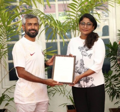 ވޯލްޑްކަޕްއާ ދިމާކޮށް އުރީދޫން އެމްއެންޑީއެފަށް ޓީވީތަކެއް ހަދިޔާކޮށްފި