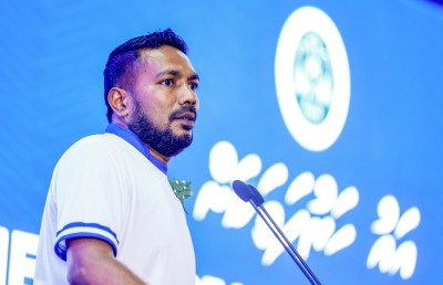 ނިއު ރޭޑިއަންޓްގެ ޗެއާމަނަކަށް މުބީން އިންތިހާބު ކޮށްފި