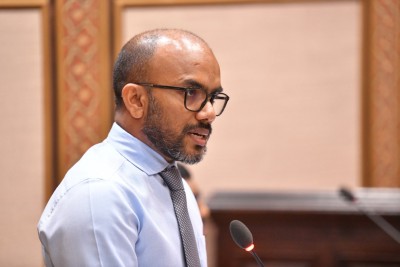 ބަޖެޓުގެ އެންމެ ބޮޑު އަމާޒަކީ ދަރަނީގެ ދެމެހެއްޓެނިވިކަން ކަށަވަރުކުރުން: މިނިސްޓަރު އަމީރު