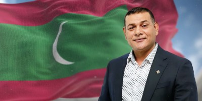 ރައްޔިތުންގެ އަމާނާތްތަކަށް ވަފާތެރިވެ، އިޚްލާޞްތެރިކަމާއެކު ރައްޔިތުންނަށް ޚިދުމަތް ކުރަންޖެހޭ: ސިޔާމް