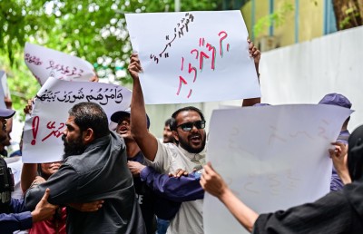 ގޮނޑި ގެއްލޭ އިސްލާހާ ގުޅިގެން އެމްޑީޕީ އާއި ސަރުކާރު ސަޕޯޓަރުން މަޖިލިސް ދޮށަށް