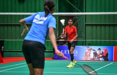 ބޮޓްސްވާނާ މުބާރާތުގައި ނަބީހާ އާއި ނަބާހާ ސިންގަލްސް ފައިނަލަށް، މިކްސްޑް ޑަބަލްސް ފައިނަލަށް ޒަޔާން، ނަބާހާ