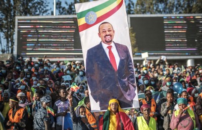 އިތިއޮޕިއާ ސިފައިން މުހިންމު ދެ ސަރަހައްދެއް ހިފައިފި