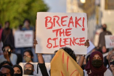 ކުޑަ ދެ ކުދިންނަށް ޖިންސީ ގޯނާކުރި މީހާ ދޫކޮށްލުމުން އަނެއްކާ ހައްޔަރުކޮށްފި