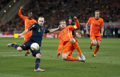 ނޭޝަންސް ލީގުގެ ކުއާޓާ ފައިނަލް: ޗެމްޕިއަން ސްޕެއިނަށް އެފްރިކާ ވޯލްޑް ކަޕް ފައިނަލްގެ ރީޕްލޭ އެއް