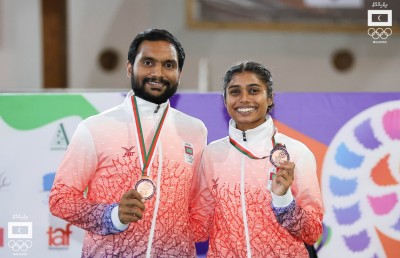 ބޮޓްސްވާނާ މުބާރާތުން ޒަޔާން އާއި ނަބާހާގެ ޕެއާ އަށް ރިހި މެޑަލް