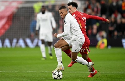 ލިވަޕޫލް އެއް ވަނައިގައި، ރެއާލް ޕްރެޝަރުގައި