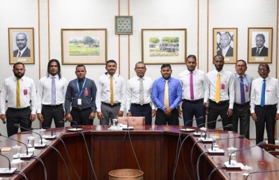 އަތޮޅު ފިހާރަތައް އަތޮޅުތަކަށް ރަޖިސްޓްރީކޮށްދޭން އެދެފި