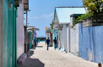 ހަތަރު ލައްކަ ރުފިޔާގެ ކަރަންޓް ބިލެއް ގެއަކަށް ފޮނުވުނީ އޮޅިގެން: ފެނަކަ