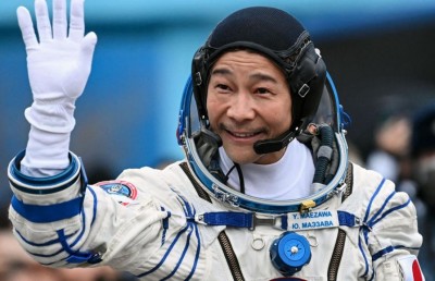 ސްޕޭސް ޓޫރިސްޓެއްގެ ގޮތުގައި ޖަޕާންގެ މަހުޖަނަކު އައިއެސްއެސް އަށް ހިނގައްޖެ