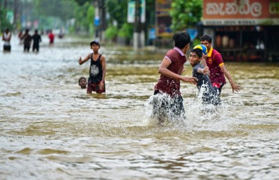 މަޑުމަޑުން ދަތުރުކުރާ ބާރުގަދަ ކޮޅިގަނޑެއް އިންޑިއާއާ ދިމާލަށް