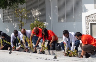 ކުޅުދުއްފުށީ ނޮލެޖް ސެންޓަރަށް ބޭނުންވާ ވަސީލަތްތައް ދިރާގުން ހަދިޔާކޮށްފި