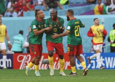 ކެމަރޫން އިން ސާބިއާ މޮޅުވިޔަ ނުދީ ހިފަހައްޓައިފި