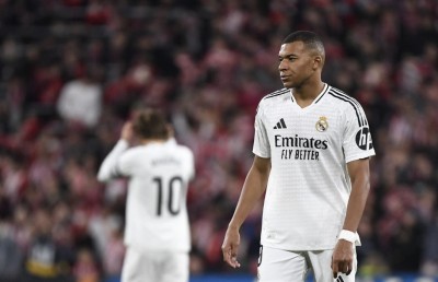 އަނެއްކާވެސް އެމްބާޕޭ ފުރުސަތު ނަގާލުމުން ރެއާލް ބަލިވެއްޖެ