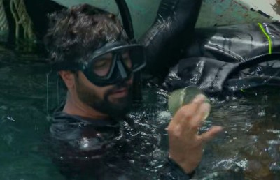 ބެއާ ގްރިލްސްގެ ޑޮކިއުމެންޓްރީގައި ރާއްޖެއާ ބެހޭގޮތުން ހުސް ދޮގު