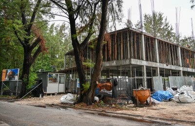 ހުޅުމާލޭގެ ފިތުރޯނުގަސްތައް ހުރި ބިން ވިޔަފާރިތަކަށް