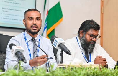 ފެނަކަ އިނދަޖެހިފައި، މުސާރަ ވެސް ދެވޭ ވަރެއް ނޫން!