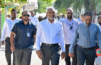 ރައްޔިތުންނަށް ހިދުމަތް ދިނުމުގައި ސިޔާސީ ވިސްނުމެއް ނުގެންގުޅޭނަން: ރައީސް