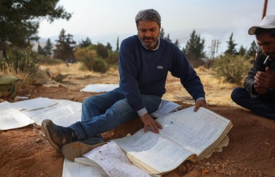 މީހުން ސަލާމަތްކުރަން ސީރިއާގެ ސިއްރު ޖަލުތަކުގެ ޗާޓު ދޭން އެދެފި