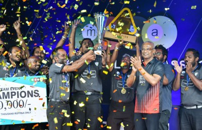 ގައުމީ ބިލިއާޑް މުބާރާތުގެ ޗެމްޕިއަންކަން ހޯދައި ރައީސްގެ ތަށި އީގަލްސް އަށް