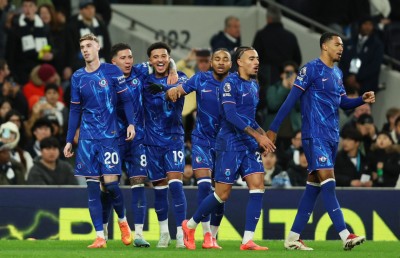 އާސެނަލް އެއްވަރު، ޗެލްސީ ދެ ވަނައިގައި ލީޑު ނަގައިފި