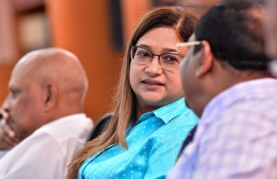 "އަމީނަށް ހެދި ގޮތް" ދިފާއުކުރުމުން ކާފަދަރިކަނބަލުން ރައްދު ދެއްވައިފި