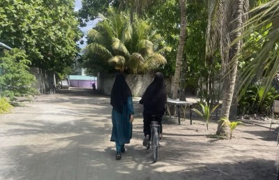 ވިސާއެއް ނެތި ފްރާންސްގެ އާއިލާއެއް ރާއްޖޭގައި 12 އަހަރު