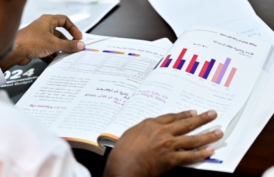 ދައުލަތުގެ އާމްދަނީއާ އެއްވަރަށް ހަރަދު ވެސް އިތުރު