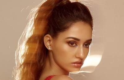 ބޮލީވުޑްގެ ޚަބަރުތައް ކުރުކޮށް