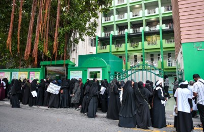 އަރަބިއްޔާގެ ދަރިވަރުންނަށް ބާޖަމާލުއްދީން ބިން ހަމަޖައްސައިދީފި