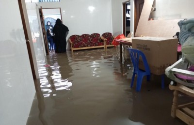 މެދުނުކެނޑި ދެ ގަޑިއިރު ވަންދެން ވެހުނު ވާރެއާ އެކު، ހެނބަދޫ ފެނުއަޑީގައި!