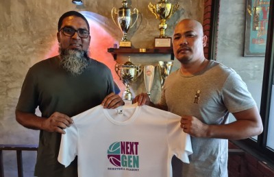 ކިންގްސްގެ ކުރީގެ ކޯޗު އެ ކްލަބްގެ އެކަޑެމީ އަށް