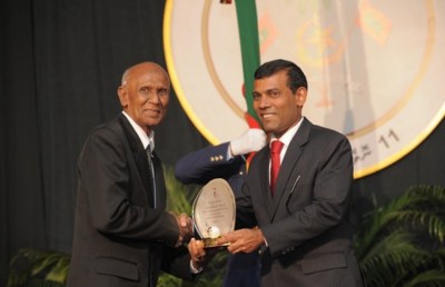 ތޮޅެންދޫ ގާސިމްގެ ޖަޒުބާތީ ވާހަކަތަކެއް؛ ދިވެހި ބޭސްވެރިކަމަށް ތިހެން ނަހަދާ!