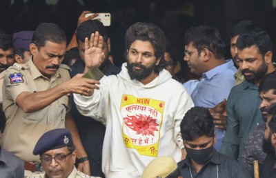 "ޕުޝްޕާ"ގެ ޕްރޮޑިއުސަރު މަރުވި މީހާގެ އާއިލާއަށް ފަސް މިލިއަން ރުޕީސް ދީފި