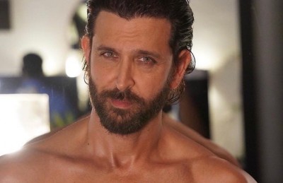 އަނިލްއާ އެކު މަސައްކަތްކުރަން ލިބުމުން ރިތިކް އުފަލުން