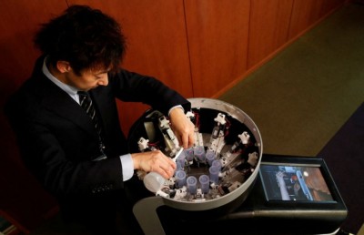 ކާ އެއްޗެހީގެ ރަހަ ބެލޭ ސްކްރީނެއް އީޖާދުކޮށްފި