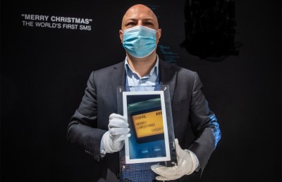 ފުރަތަމަ އެސްއެމްއެސް އަށް ނީލަމެއްގައި 149,729 ޑޮލަރު