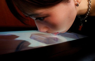 ކާ އެއްޗެހީގެ ރަހަ ބެލޭ ސްކްރީނެއް އީޖާދުކޮށްފި