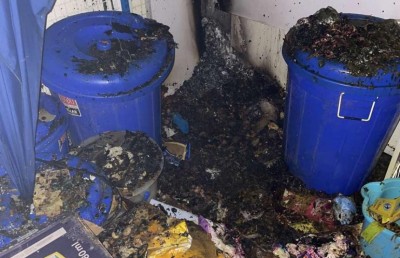 ފިހާރައެއްގެ އޭސީގައި ރޯވެ ބޮޑެތި ގެއްލުންތަކެއް ވެއްޖެ