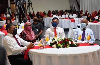 އާސަންދަ އަށް 10 އަހަރު: ފަރުވާއަށް 16 ބިލިއަން ރުފިޔާ