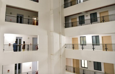 ހިޔާ ފްލެޓްތަކުގެ ލިފްޓަށް ދިމާވާ މައްސަލަތައް ހައްލުކުރަން ބަޔަކާ ހަވާލުކޮށްފި